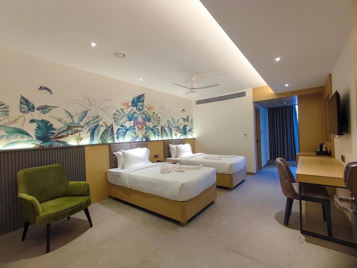 Signature Hotels فيساخاباتنام المظهر الخارجي الصورة